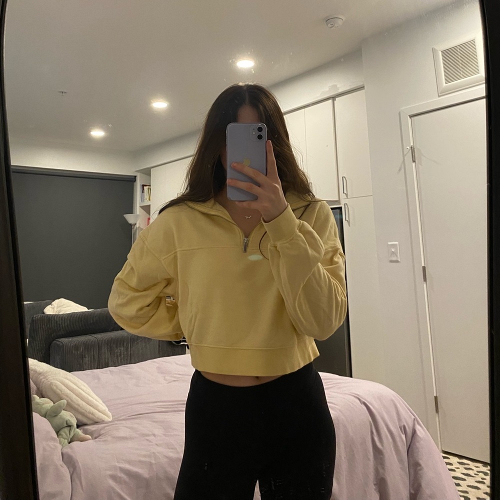 Bundle and save: H&M Pale Yellow Quarter Zip Size Medium